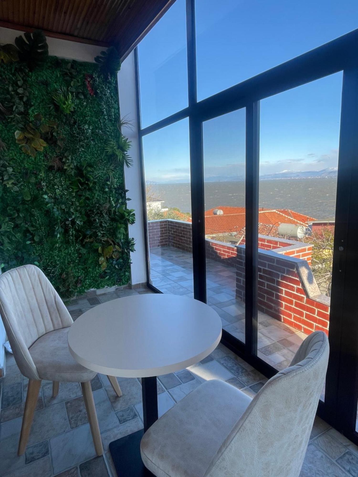 Široka Four Generation Hotel מראה חיצוני תמונה