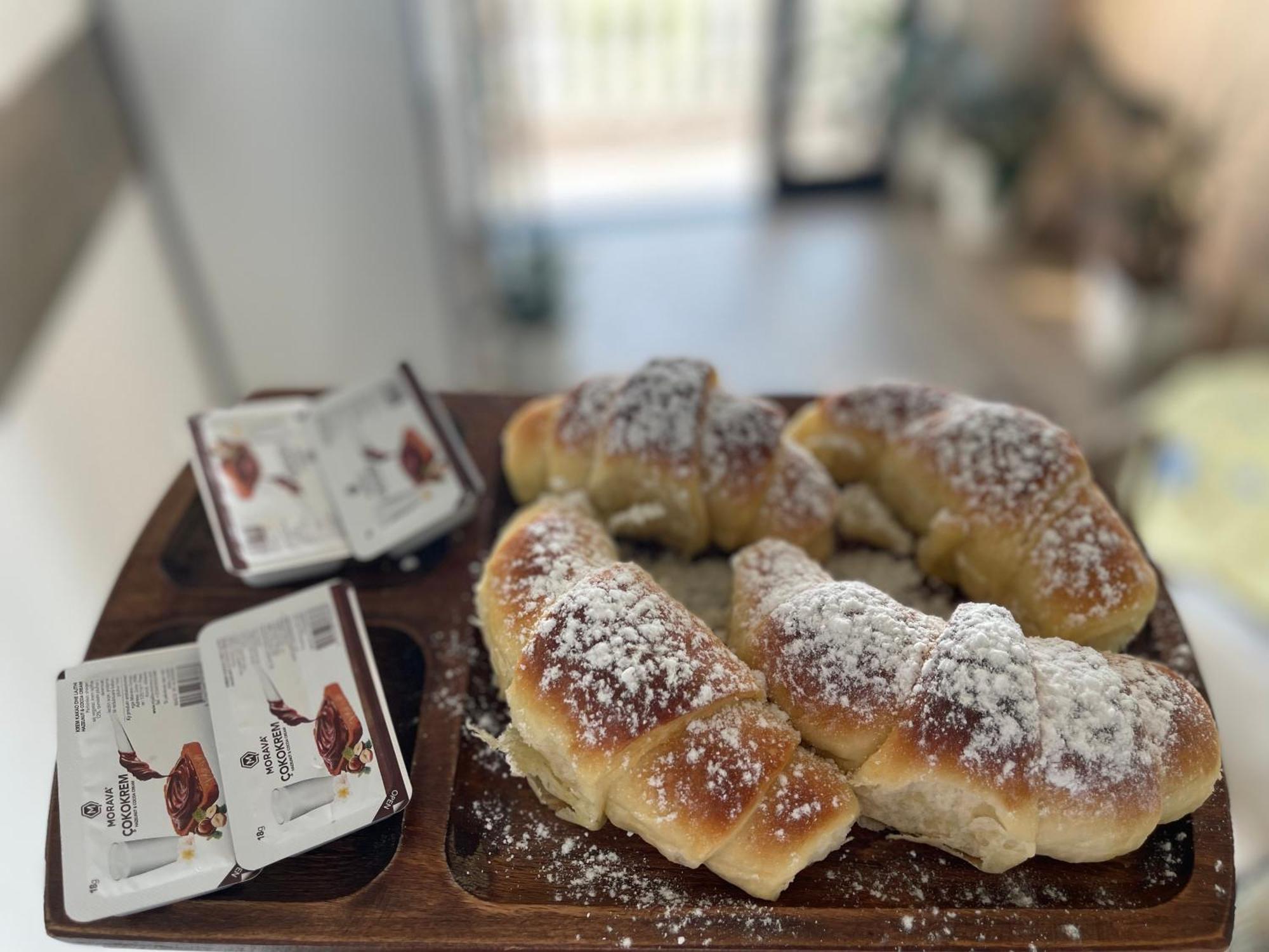 Široka Four Generation Hotel מראה חיצוני תמונה